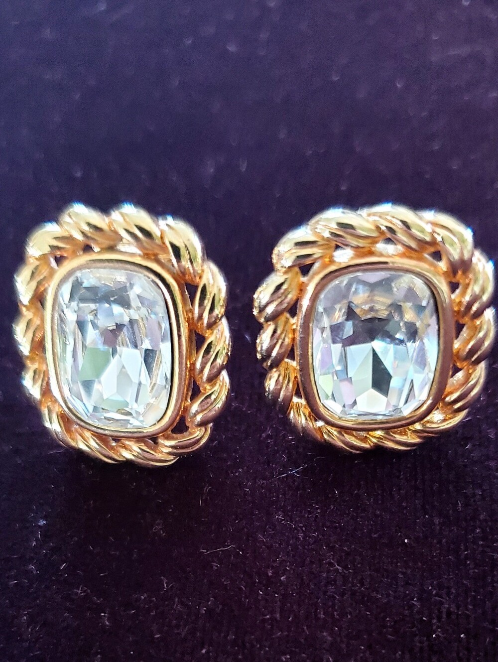 Vintage SAL (Swarovski) Clip-on earrings Crystal & Twisted Gold Toned Frame